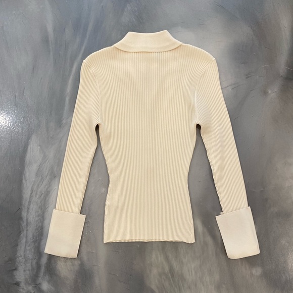 Eleanor Sweater - Picture 2 of 3